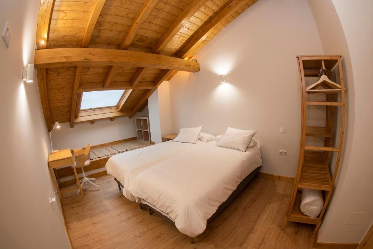 Apartamentos Los Picos De Europa Colio ภายนอก รูปภาพ