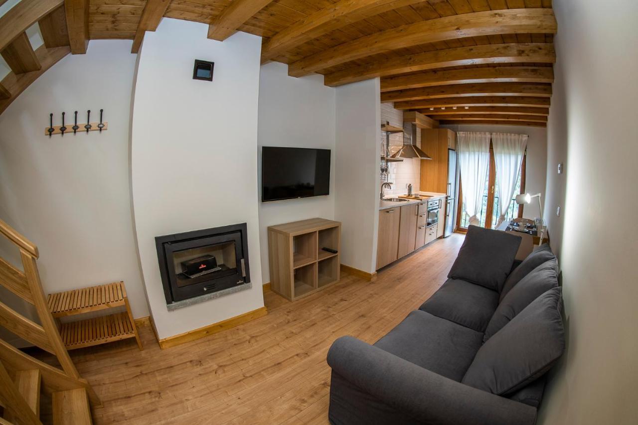 Apartamentos Los Picos De Europa Colio ภายนอก รูปภาพ