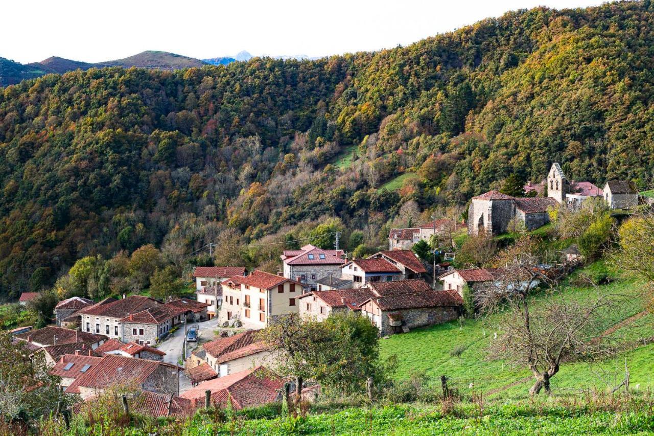 Apartamentos Los Picos De Europa Colio ภายนอก รูปภาพ